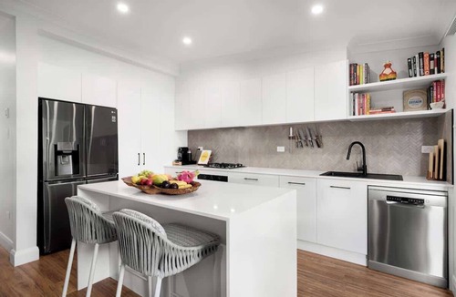 Carrington House | Carrington Cottage | Walk to Cafés, Bars & Harbour