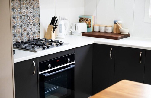 Orange East House | Carwyn Cottage - Impeccably Styled, Circa 1940s