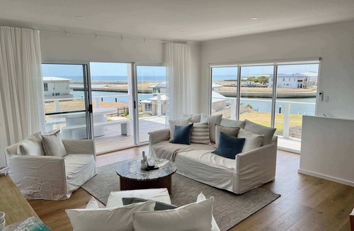 Cape Jaffa House | Casa Bianca - Ocean and harbour views