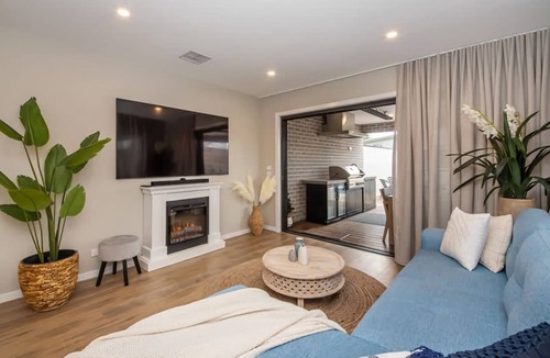 Safety Beach House | Casa de Praia | Luxe by the Bay with Heated Pool