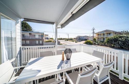 Silver Sands House | Casa Del Sol: Spacious Beach House with Backyard