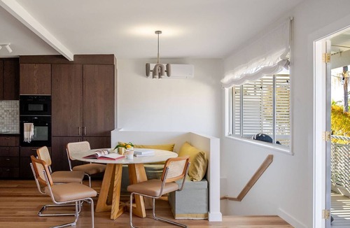 Narrawallee House | Casa Levante - Luxe Stay in Narrawallee, Hot Tub & Beach Days