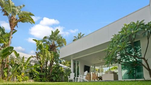 Kingscliff House | Casa Luxe- Infared Sauna and heated magnesium pool