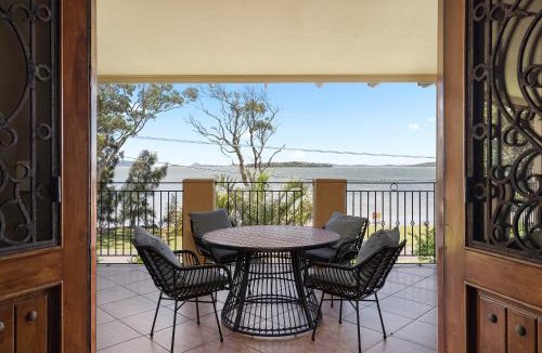 Swan Bay House | Casa Pacifica - Luxury Waterfront Villa Escape!