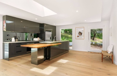 Macmasters Beach House | Casa Scenic - Luxury Serene Retreat | Pool & BBQ