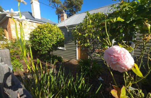 South Hobart House | Cascade Cottage Circa 1840