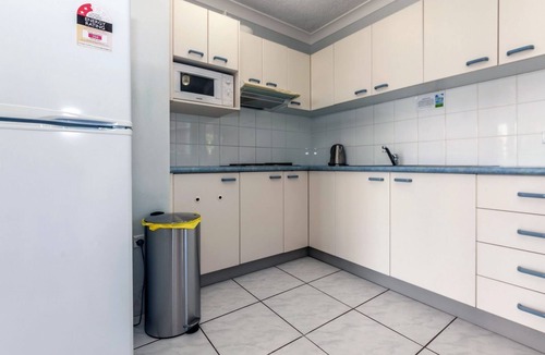 Shoal Bay Apartment | Castaways, 1/17 Shoal Bay Rd - Ground floor, 2-bedroom apartment right across from Shoal Bay Beach