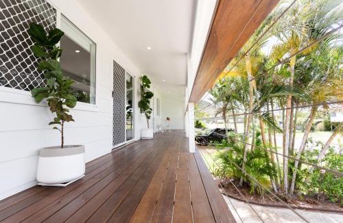 Causeway Lake House | Causeway's Pinnacle