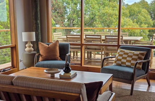 Normanville House | Cedar by the Sea~Family retreat~Heated Pool, Sauna