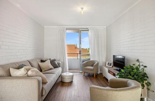 Fremantle House | Central Apartment in Heart of Fremantle