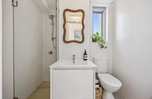Fremantle House | Central Apartment in Heart of Fremantle