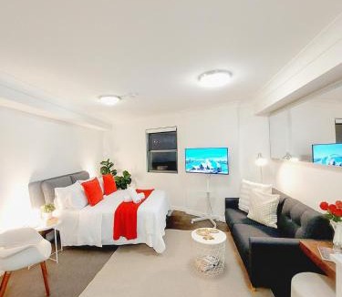 Glebe Apartment | Central Loft on Broadway with Pool