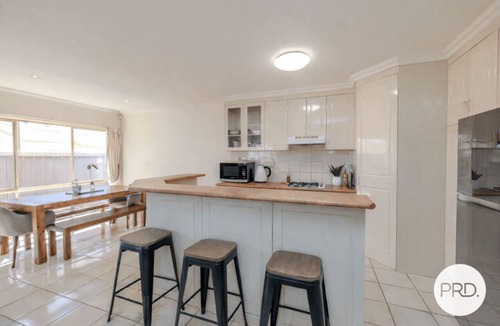 Mildura House | Central Mildura Townhouse – 2BR Walk to City Heart