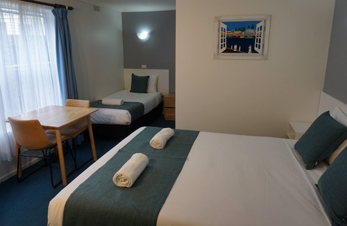 Port Fairy Hotel | Central Motel Port Fairy