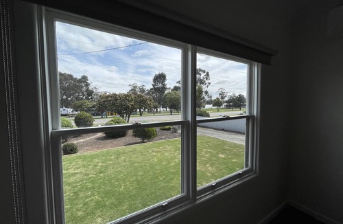 Murtoa House | Central Murtoa Home with Lake view, family friendly.