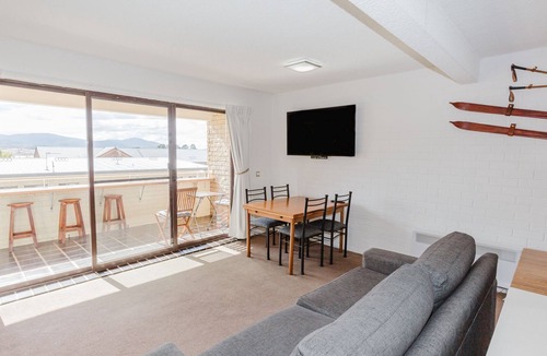 Jindabyne Apartment | Central Park - 10/1 Snowy River Avenue