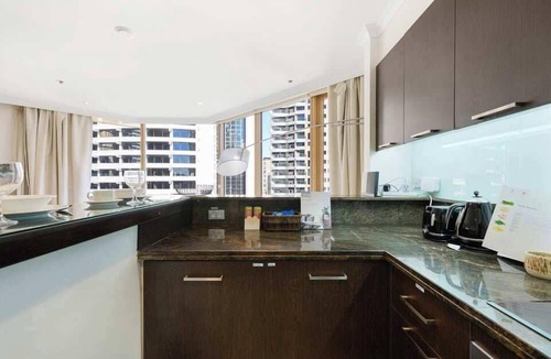 The Rocks Apartment | Central Rocks 1BR Walk to Harbour & Pool Gym