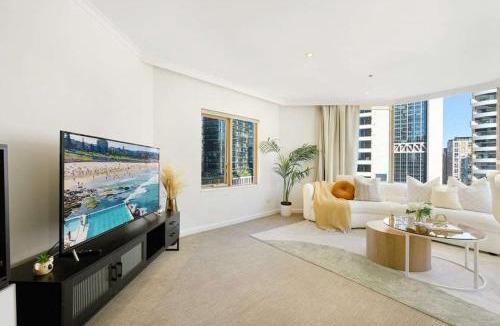 The Rocks Apartment | Central Rocks 1BR Walk to Harbour & Pool Gym