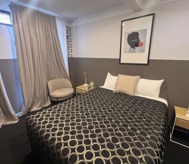 Cessnock Hotel | Cessnock Vintage motor inn