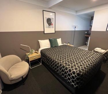 Cessnock Hotel | Cessnock Vintage motor inn