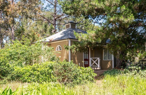 Moorooduc Ski Chalet | Chalet Deux at Woodman Estate
