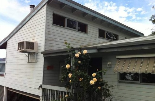 Goughs Bay House | Chalet on Lake Eildon, easy access to Mt Buller and surrounding countryside