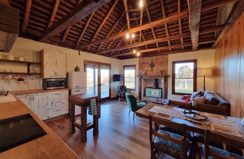 Neville Cottage | Chandlers Rest
