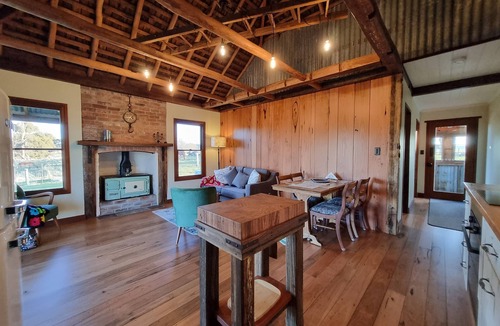 Neville Cottage | Chandlers Rest