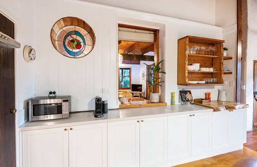 Margaret River House | Characterful 3 bedroom cottage walking distance to stunning Margaret River town!