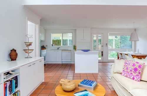 Portsea House | Charlton House - In the heart of Portsea