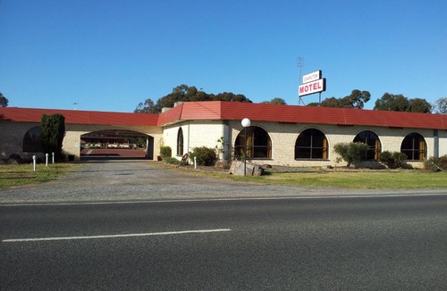 Charlton Hotel | Charlton Motel