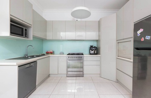 Annandale House | Charming 3 Bed Terrace in Leafy Annandale