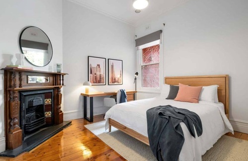Middle Park Resort | Charming 3-bedroom period home in the heart of Middle Park
