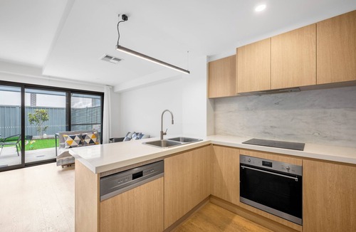 Bruce House | Charming 3-bedroom townhome with AC, WiFi in tranquil Bruce, close to pink lake