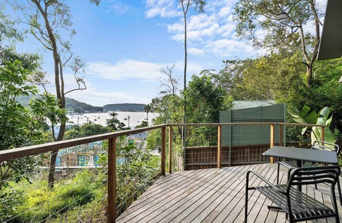Pretty Beach Central Coast Cabin | Charming Cabin | Water View, Fire Place