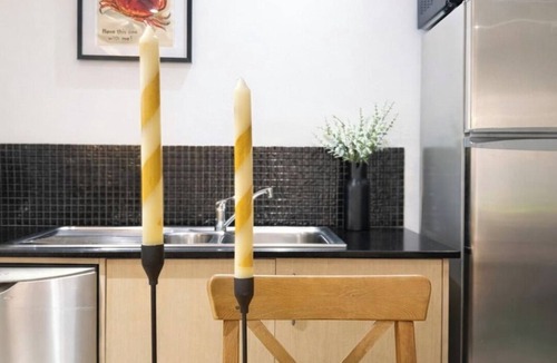 Fitzroy Apartment | Charming Cosy Apartment in the Heart of Fitzroy