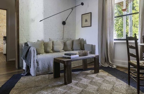 North Hobart Apartment | Charming Georgian Apartment in Old Hobart Town