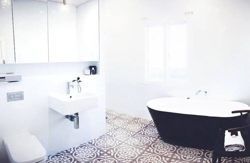 Coffs Harbour House | Charming heritage cottage – stylish interior + convenient location