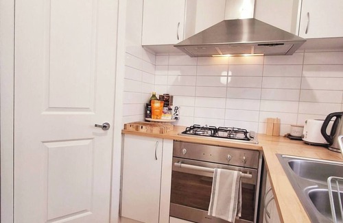 Laverton House | Charming Holiday House in Laverton Modern Comfort & Convenience