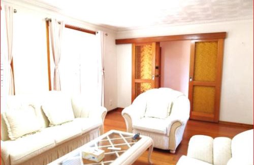 Werribee House | Charming Three-Bedroom Holiday Home Near Werribee Park