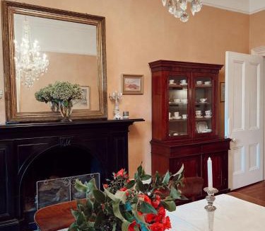 Penshurst Villa | Chateau Kolor Homestead & Gardens