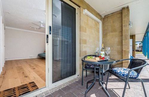 Lancelin Apartment | Chateau McNally - In the heart of Lancelin