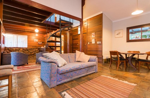 Carlotta House | Chestnut Brae Farmstay - Chestnut Retreat