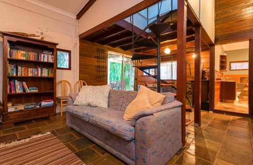 Carlotta House | Chestnut Brae Farmstay - Chestnut Retreat