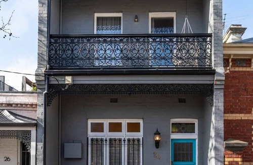 Carlton South House | Chic Carlton Retreat | Rooftop, Central, Spacious