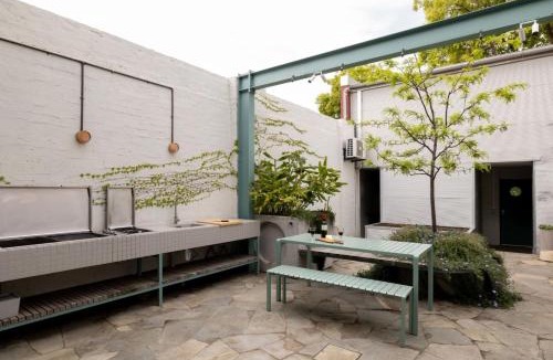 Seddon House | Chic Seddon Retreat Near the CBD