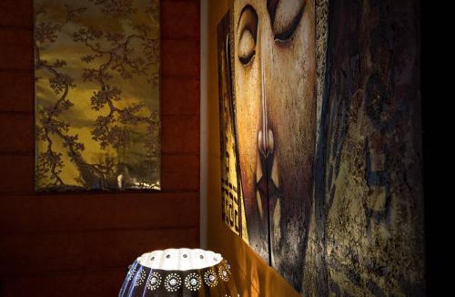 Katoomba Apartment | Chinoiserie - Blue Mountains Boho Luxe