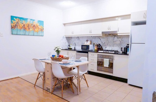 Glebe Apartment | City central hideway GLEBE + Free Parking