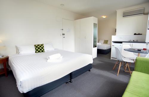 East Melbourne Hotel | City Edge East Melbourne Apartment Hotel