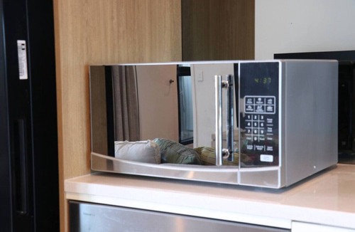 Adelaide Central Business District Apartment | City focused comfy city view apartment